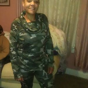 Meet your Posher, Ashleigh